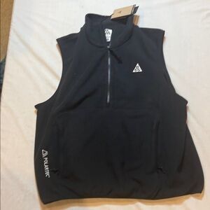Nike ACG Men’s Medium Black POLARTEC Fleece Vest NEW WITH TAGS